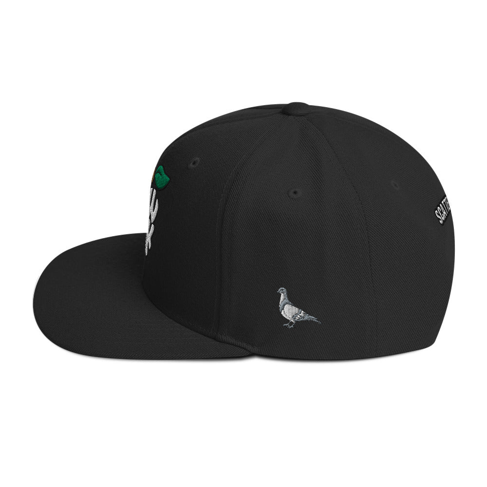 New York Apple Logo Embroidered Black Snapback Hat (Pigeon) Scattered Streetwear