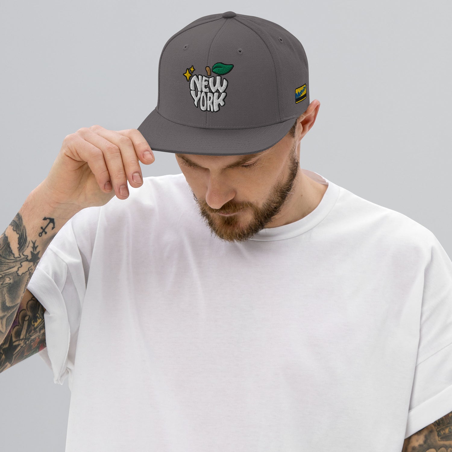 New York Apple Logo Embroidered Grey Snapback Hat (Metro Card) Scattered Streetwear