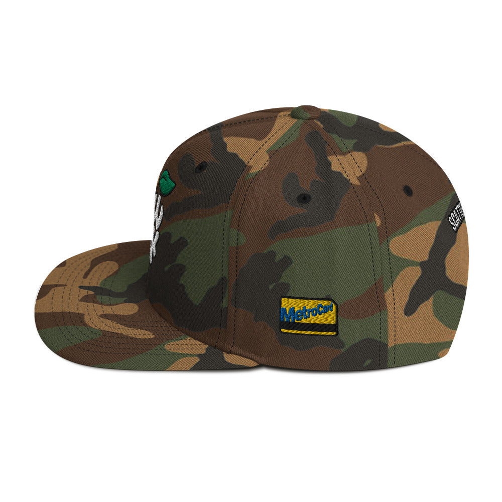 New York Apple Logo Embroidered Camo Snapback Hat (Metro Card) Scattered Streetwear