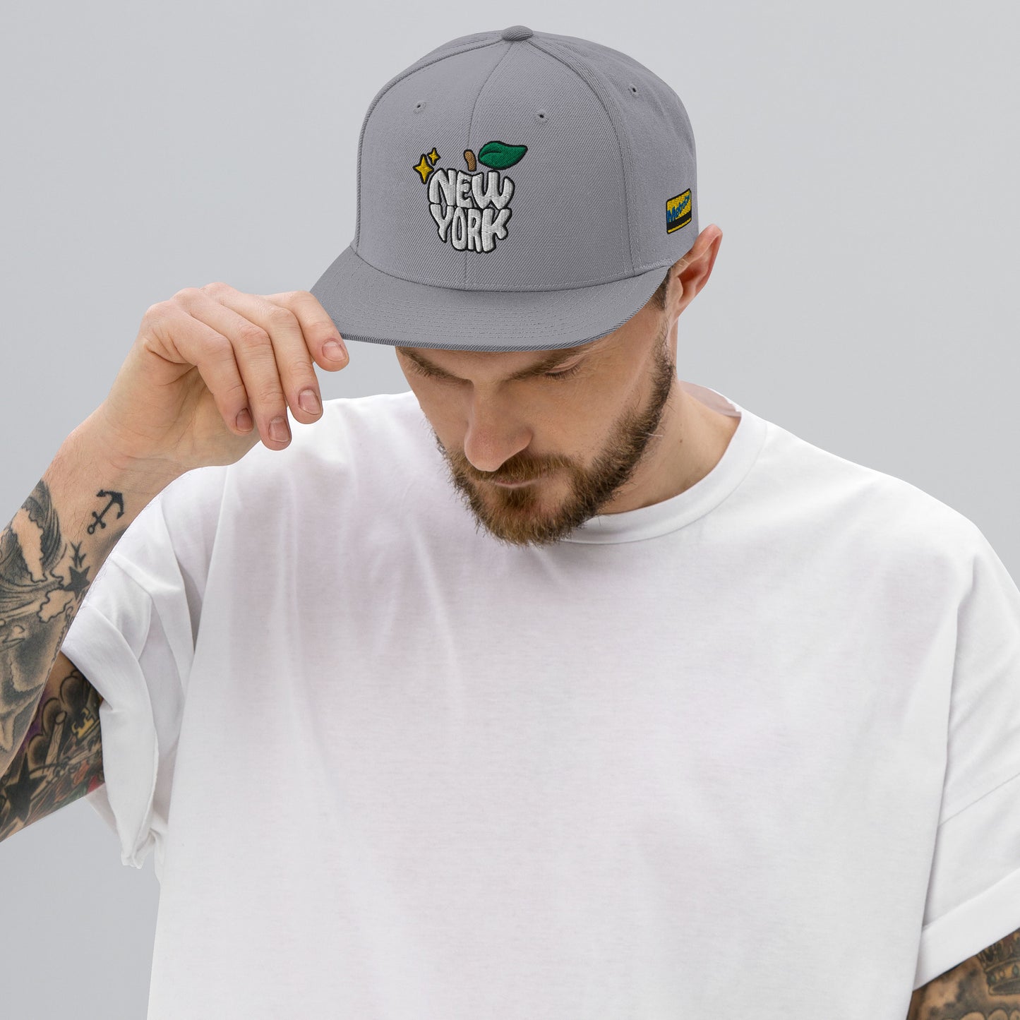 New York Apple Logo Embroidered Grey Snapback Hat (Metro Card) Scattered Streetwear